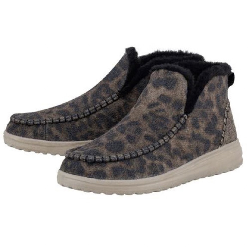 Hey Dude Denny Leopard